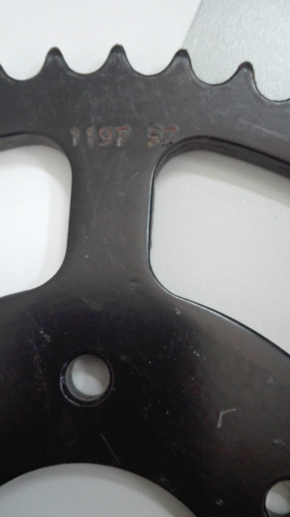 CORONA PBR 52 DENTI COD. 1197 PASSO 428 PER GILERA 125 RRT NEBRASCA 86