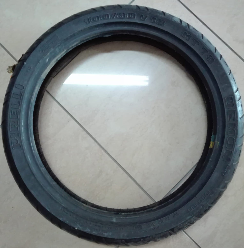 PIRELLI DEMON MT19 100/80 V18 Dot 2000