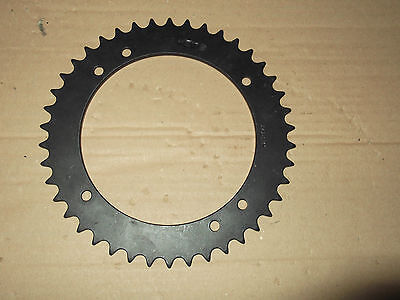 CORONA CHIARAVALLI 42 DENTI COD.17 PASSO 520 PER APRILIA 125 RALLY 85>87