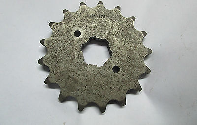PIGNONE CHIARAVALLI 278 PASSO 530 17 DENTI PER HONDA CB 250 N/NA/T-