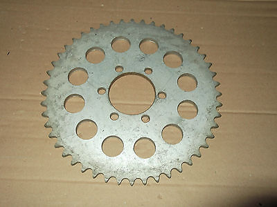 CORONA CHIARAVALLI 48 DENTI COD. 814 PASSO 530 PER SUZUKI GSX 400 TX 81>85