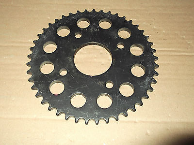CORONA CHIARAVALLI  45 DENTI COD. 835 PASSO 428 PER YAMAHA 80 FZR-RR 92>96