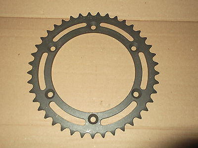 CORONA CHIARAVALLI 41 DENTI COD. 2032 PASSO 525 PER SUZUKI 650 DR SE 96>07