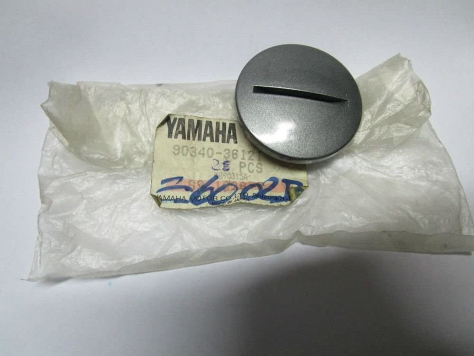 TAPPO FILETTATO PER COPERCHIO GENERATORE ORIGINALE YAMAHA PER XT660Z TENERE 660