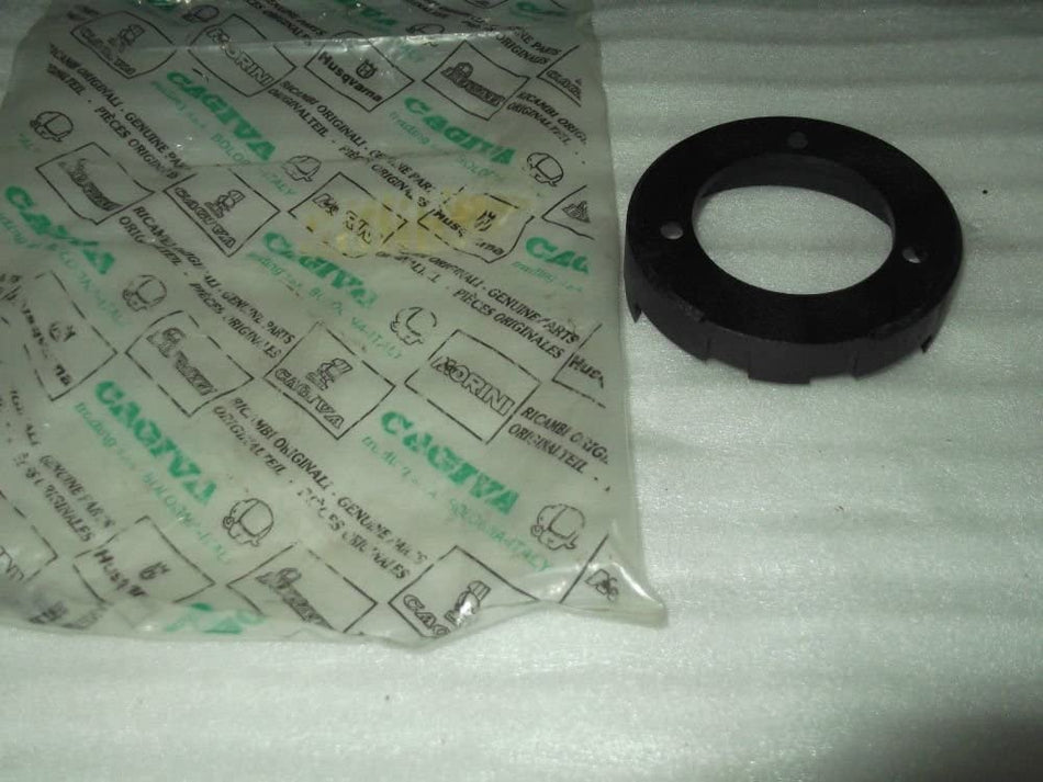 BUSSOLA DI RIDUZIONE PER CARTER MOTORE ORIGINALE CAGIVA PER PRIMA 3-6 V