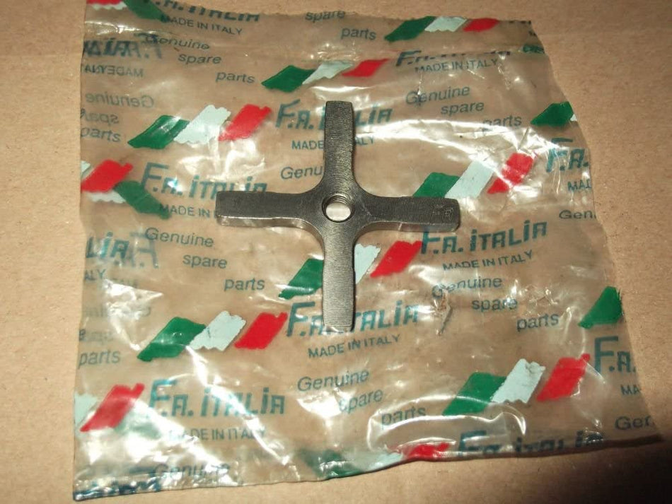 CROCERA PER PIAGGIO PX-PE ARC. T5 COSA PX FRENO A DISCO SP.5MM TIPO PIATTO