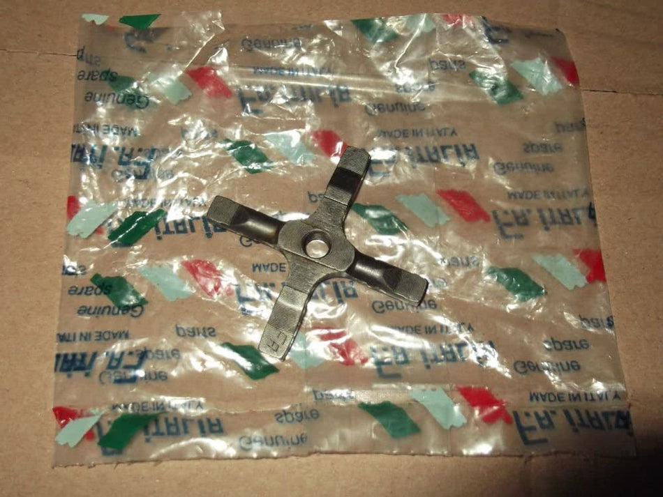 CROCERA PER PIAGGIO VESPA SPRINT-SUPER DAL 65 AL  73-APE P401 TIPO FRESATO SP5MM