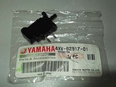 INTERRUTTORE FRIZIONE ORIGINALE YAMAHA PER YZF R1  2006 - YZF R6 2005-2013