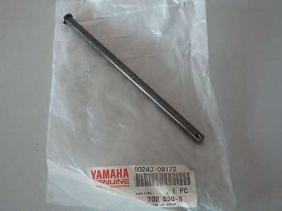 PERNO CAVALLETTO CENRALE PER SCOTER YAMAHA CR 50 Z  90240-08122